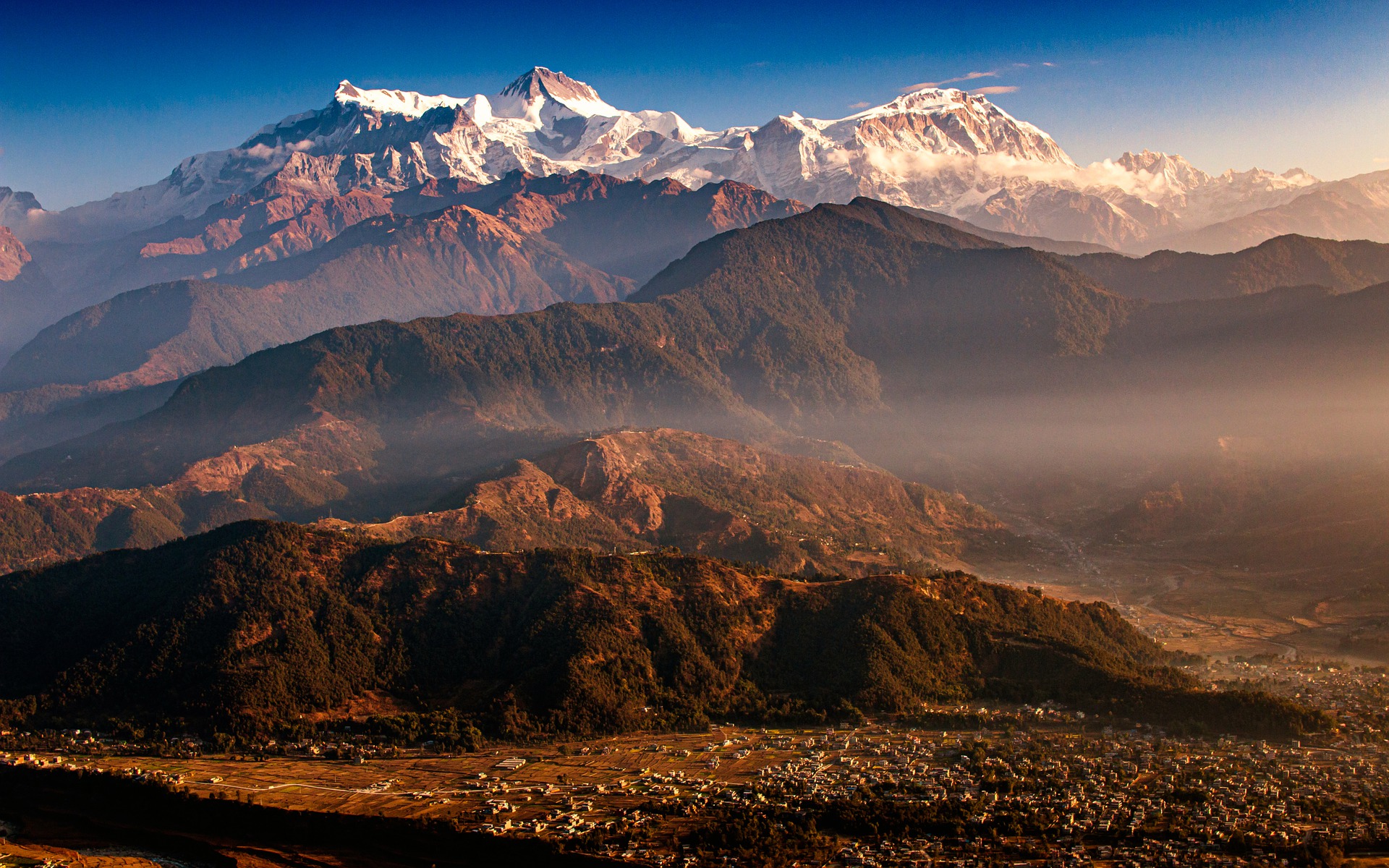 bhutan guida viaggi
