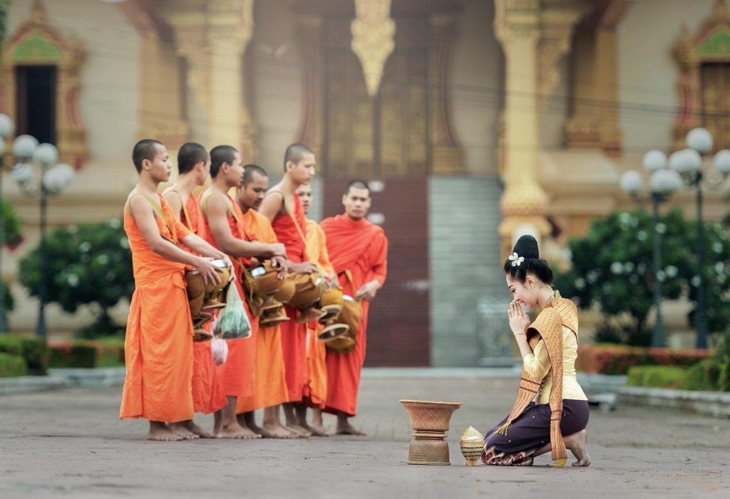 monaci tibetani