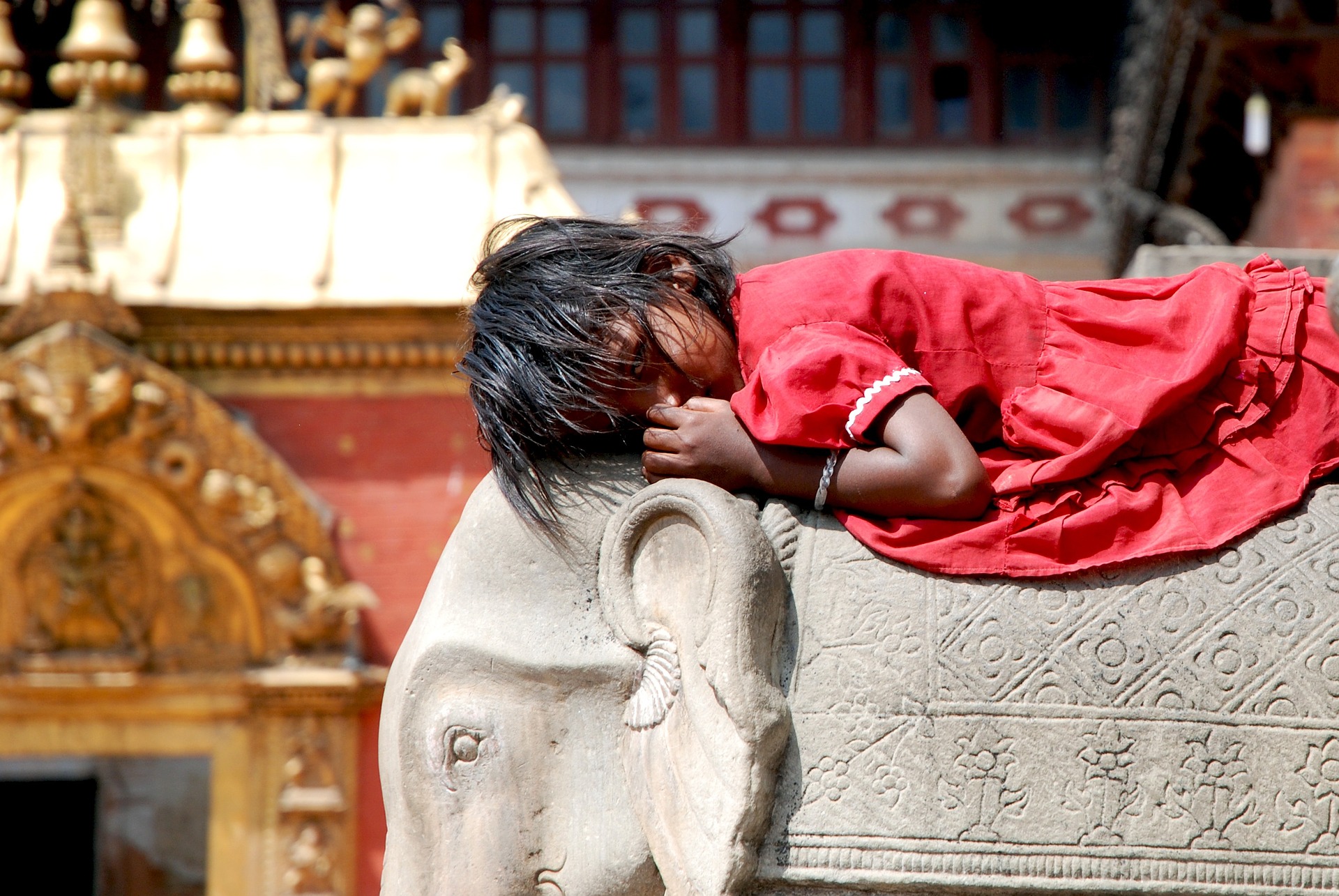nepal guida viaggi bambina