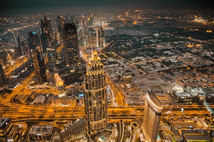 Tour Emirati Arabi: Dubai – Abu Dhabi e deserto – Partenze fino a 31 marzo 2024