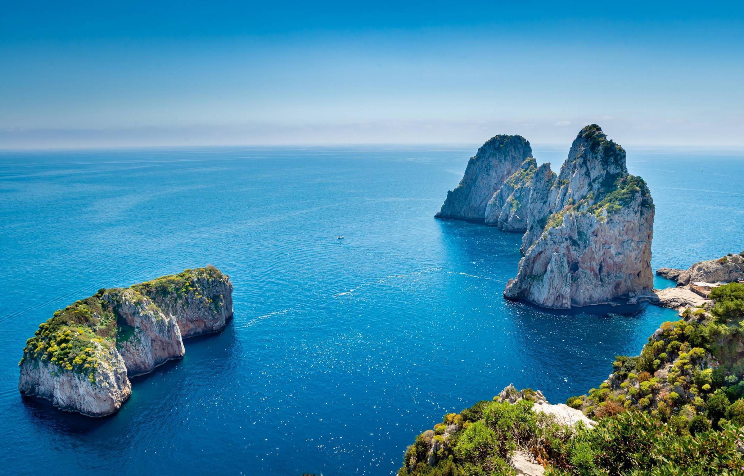 Nel Paese del Sole: Napoli, Pompei, Capri, Costiera Amalfitana e Reggia di Caserta
