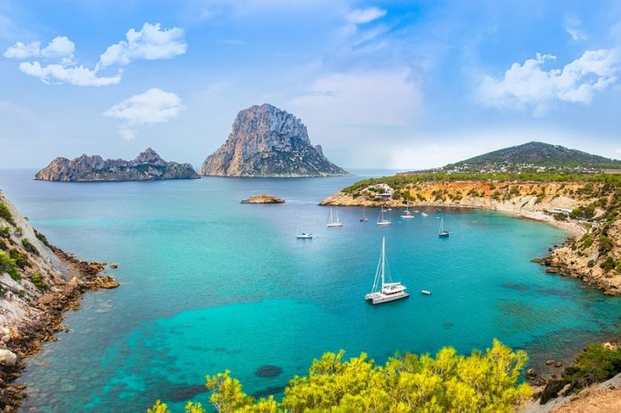 Offerte Baleari Ibiza – Speciale estate 2024 – Hotel: Vibra Cala Tarida, Beach Club Portinax, Cala LLenya, Vibra Mare Nostrum, Garbi Hotel e Spa