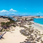 MONICA BEACH RESORT struttura e spiaggia vista dall'alto