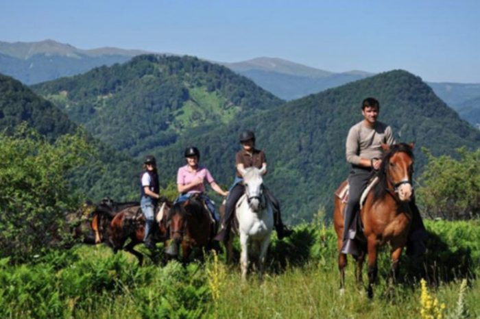 Cavalcando: BULGARIA: Le montagne dei balcani