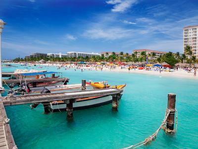Offerta Caraibi: Toronto & Aruba: Viaggio tra modernità e paradiso