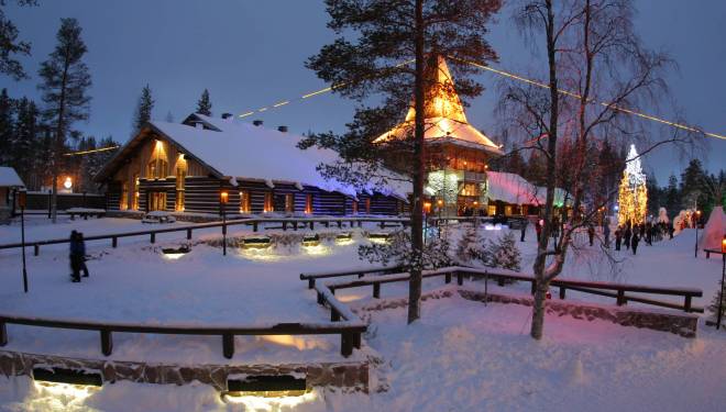 Guida Viaggi Lapponia Finlandese e il Villaggio di Babbo Natale