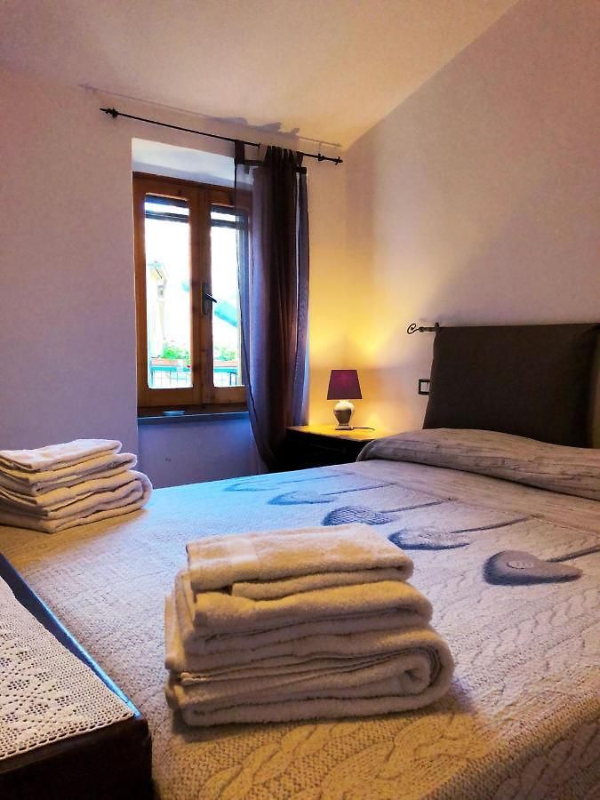 casa vacanze in umbria - Il respiro del borgo . particolare della camera