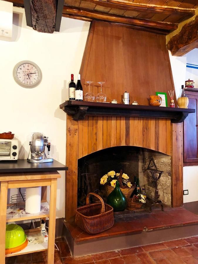 casa vacanze in umbria - Il Respiro del Borgo - camino
