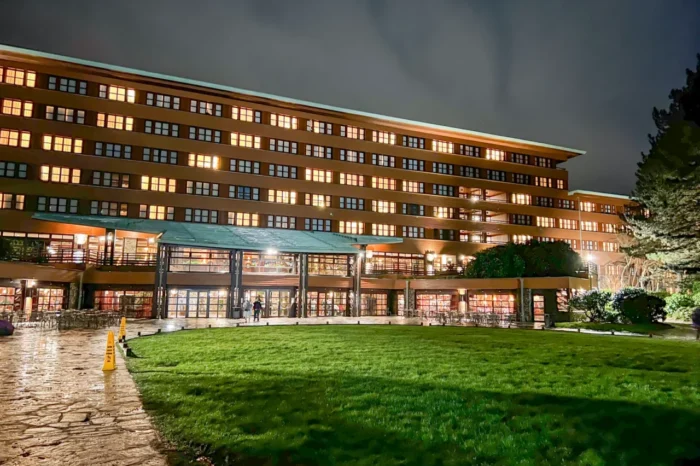 Disneyland Paris – Disney Sequoia Lodge*** – da Maggio ad Ottobre 2026